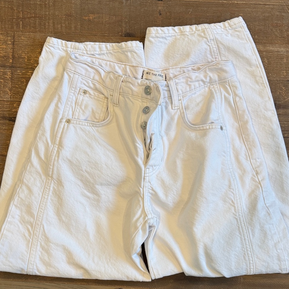 White Barrel Jeans